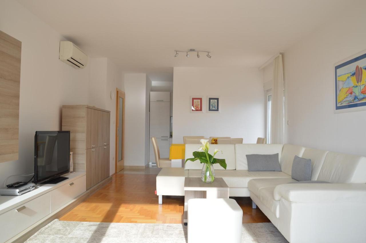 Apartment Silvija Sea View Umag Exterior photo