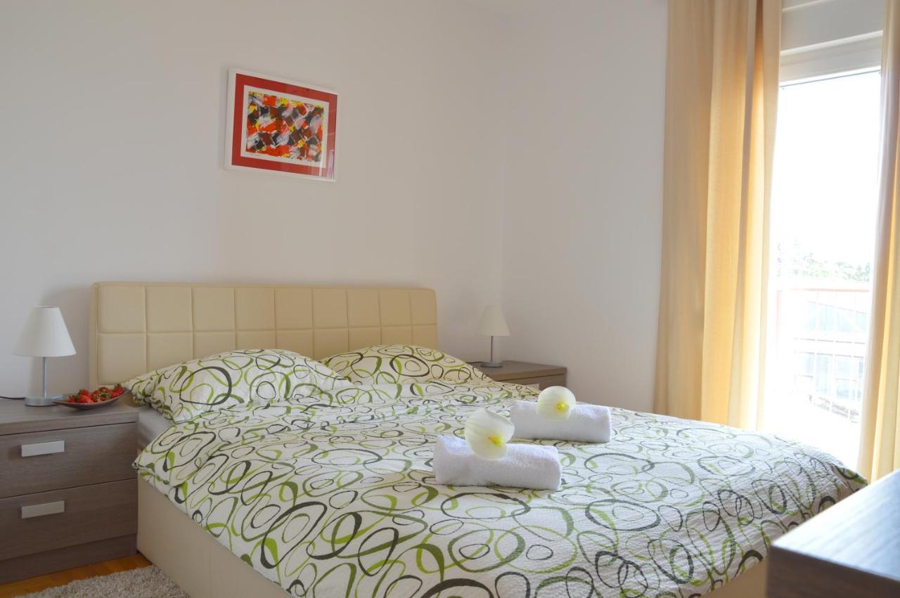 Apartment Silvija Sea View Umag Exterior photo